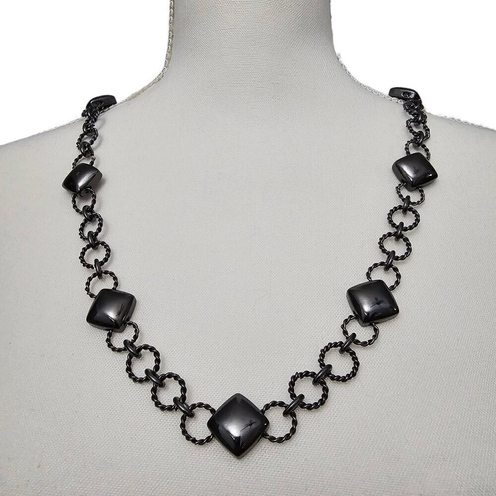 Liz Claiborne Vintage Gunmetal Square Round Link Chain Necklace